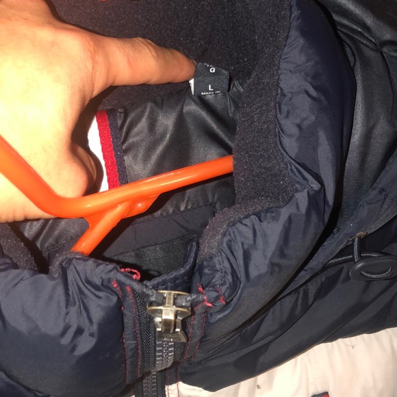 Tommy Hilfiger coat - Picture 2 of 3